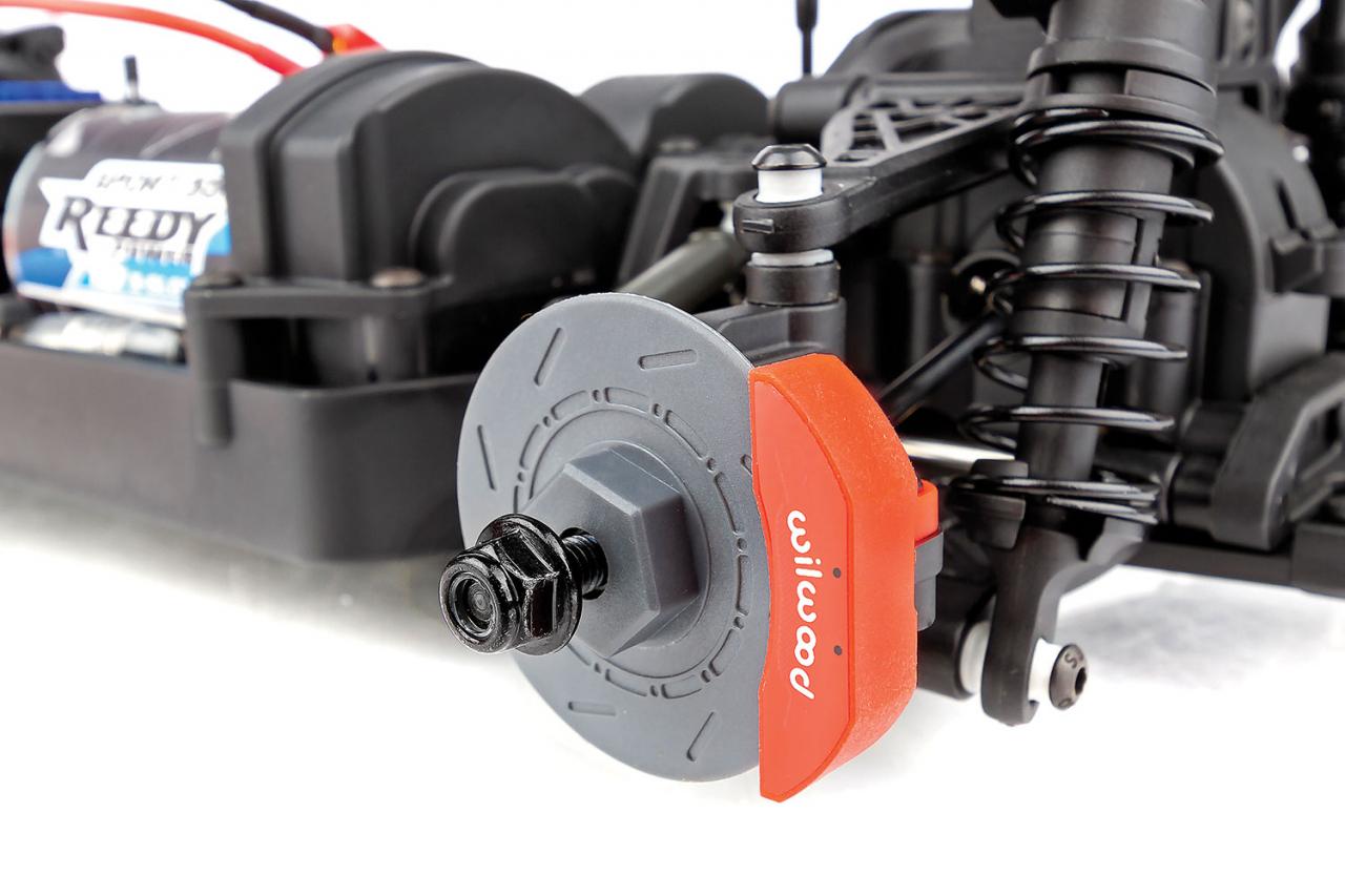 Team Associated | Apex2 Sport Datsun 620 1/10 Electric 4WD RTR LiPo Combo | MPN: 30129C